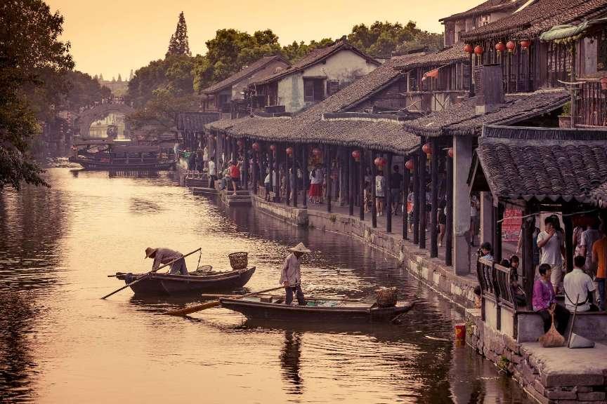 无人的神秘村